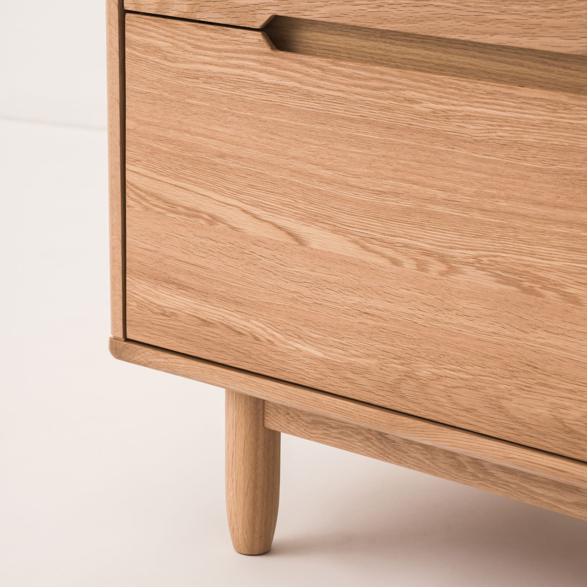 Commode en chêne massif Pure