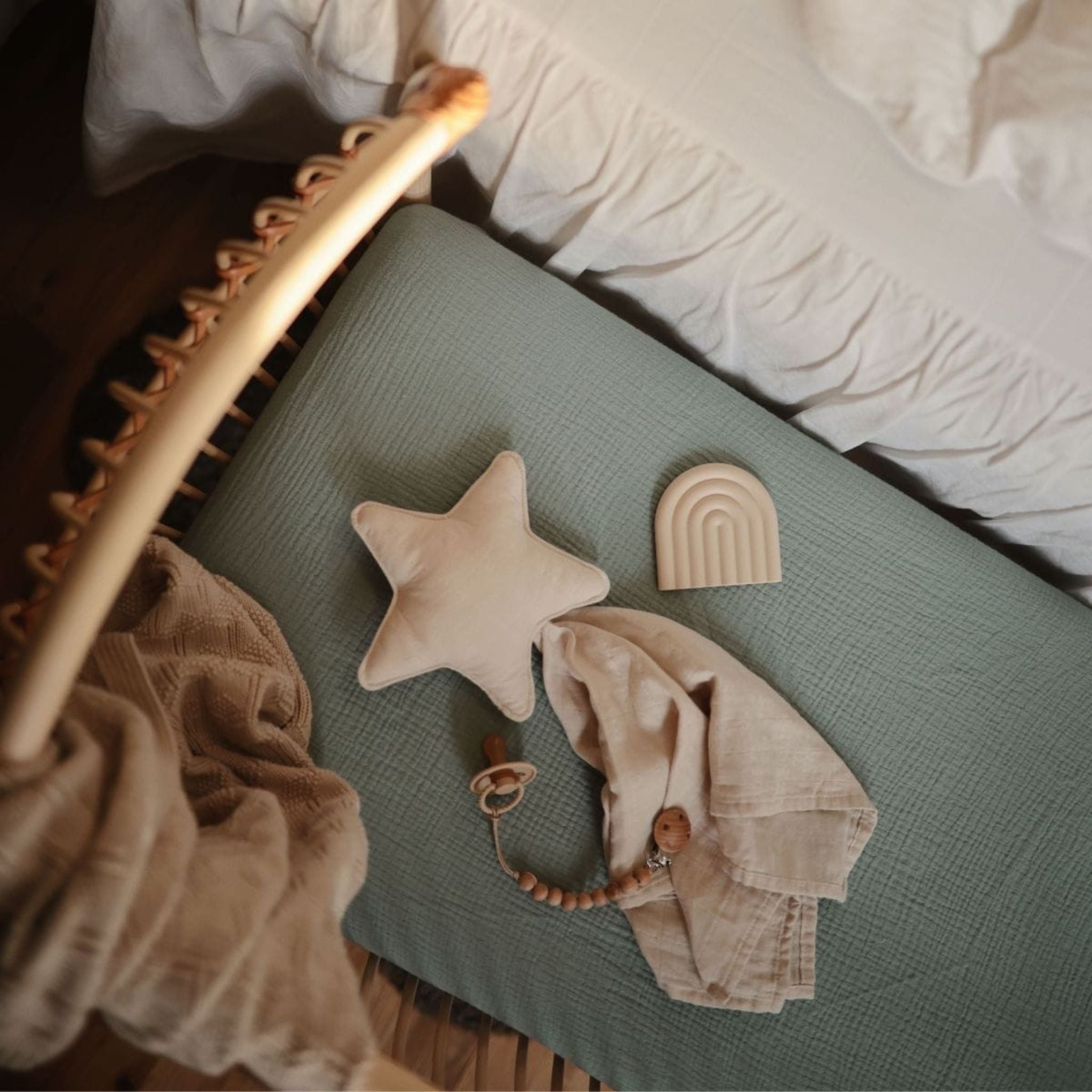 Doudou couverture Mushie Lovey Star en coton bio