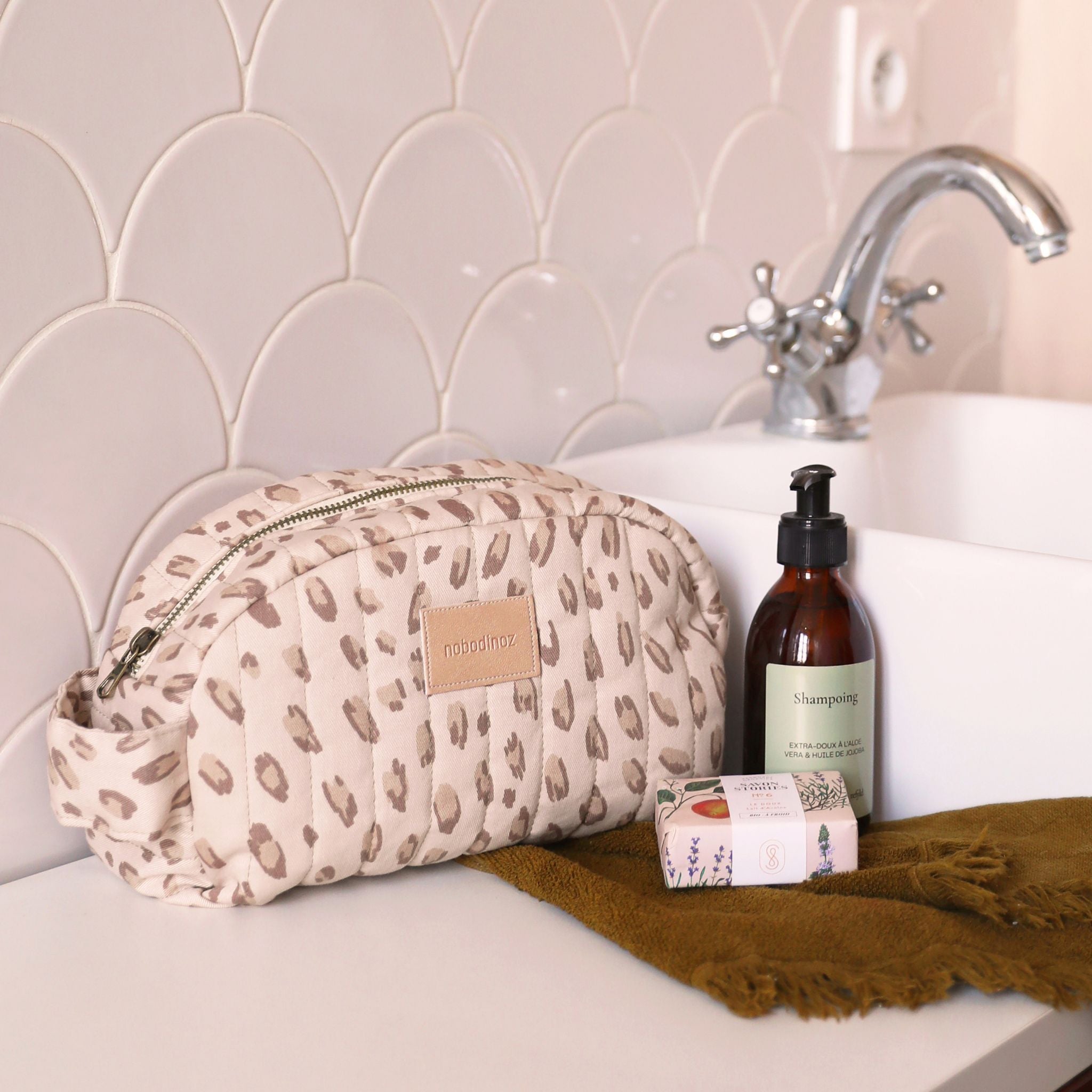 Trousse de toilette imperméable Hyde Park - Leonie Latte