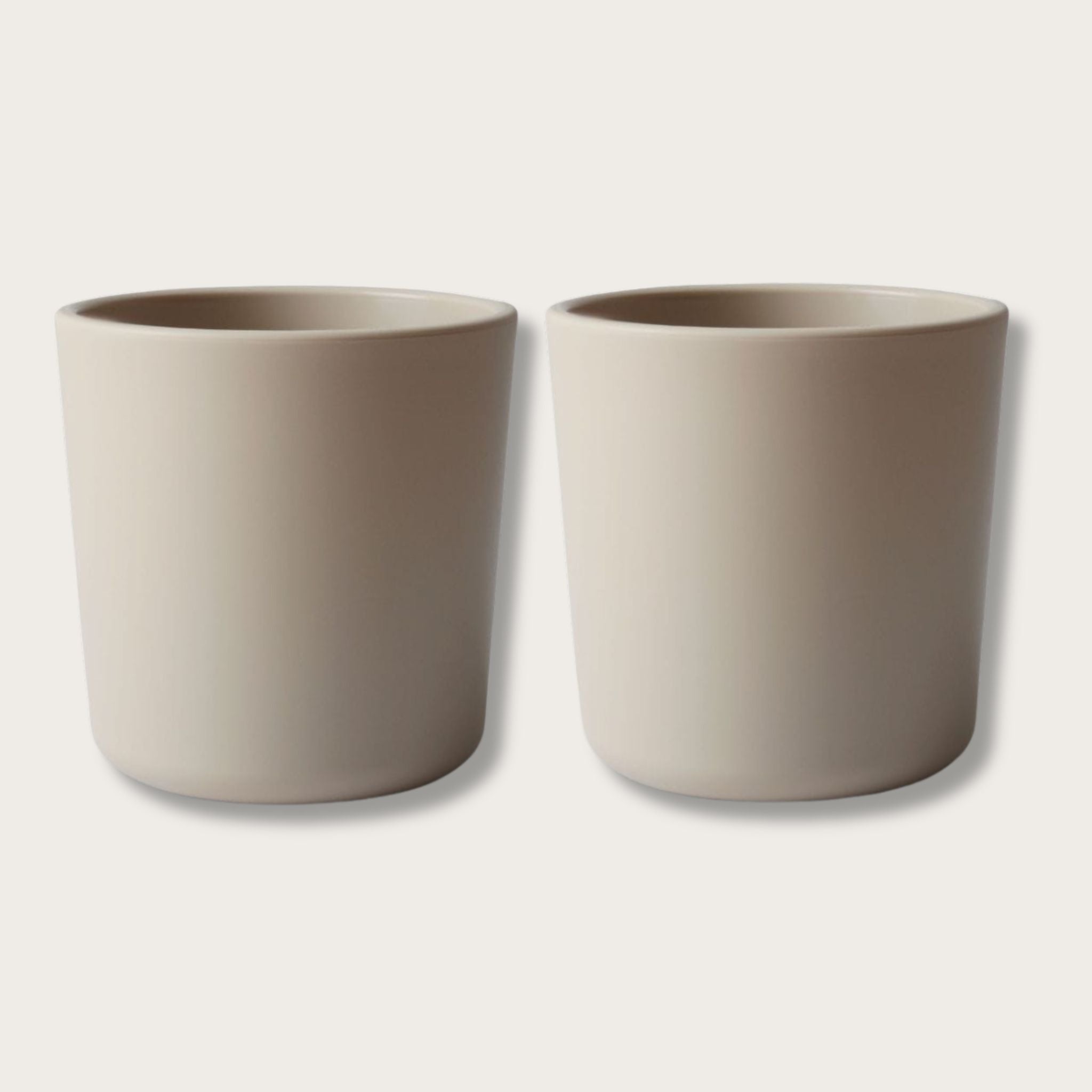Lot de 2 tasses en plastique