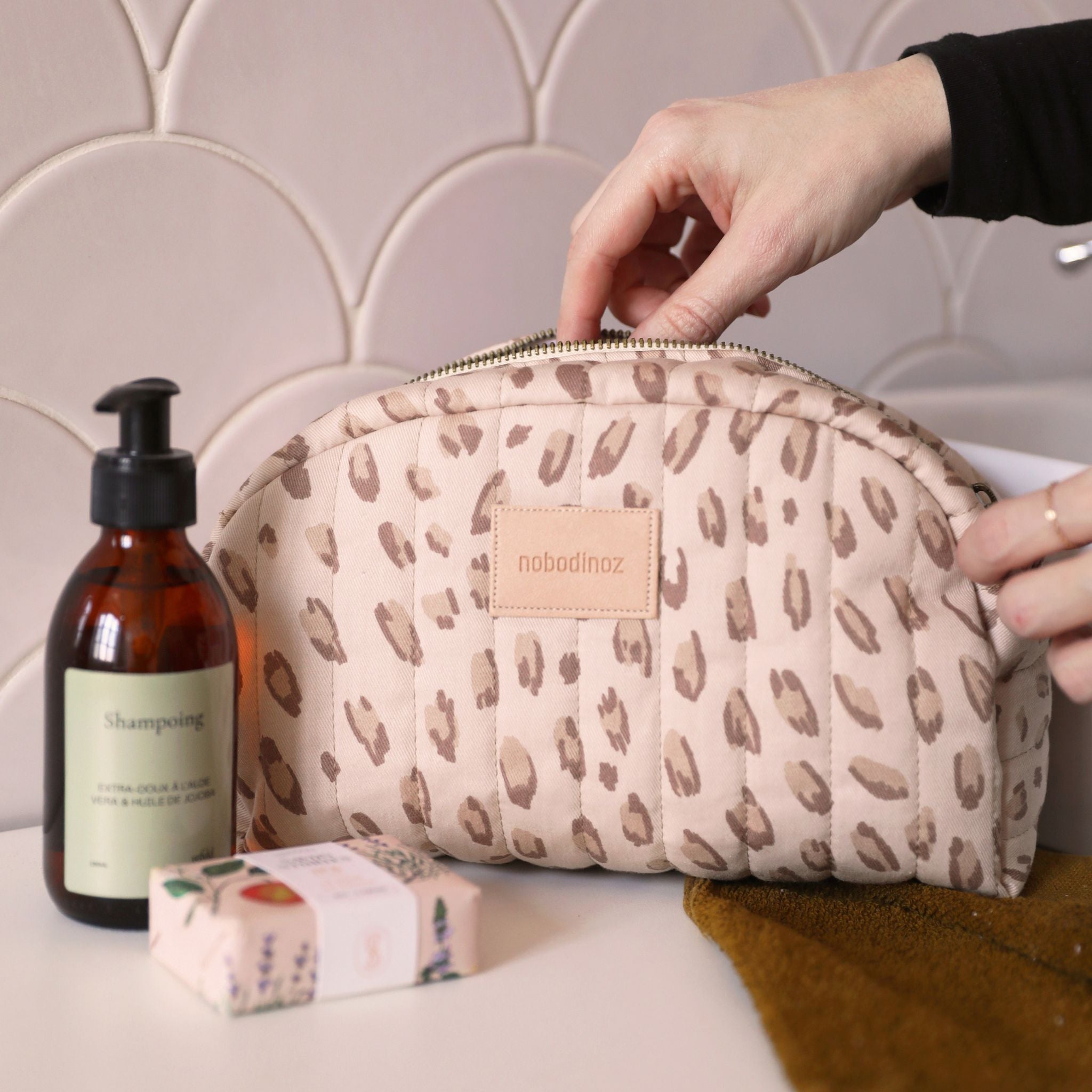 Trousse de toilette imperméable Hyde Park - Leonie Latte